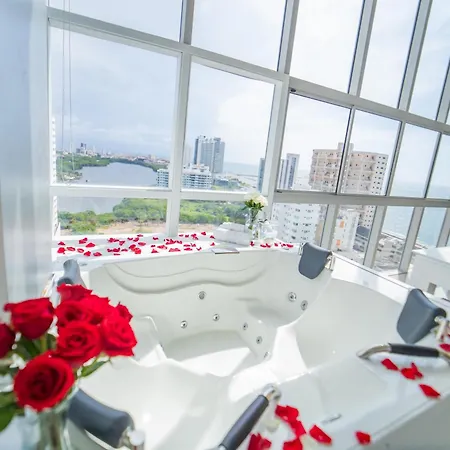 Amazing Luxury Duplex In Penthouse-style With Private Jacuzzi By Evintra Cartagena